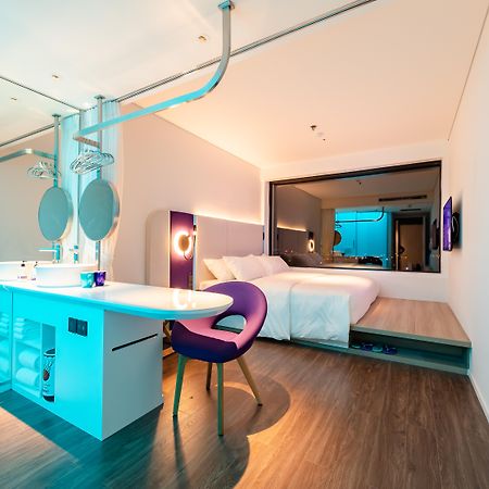 Tru By Hilton Nam Dinh City Centre Bagian luar foto