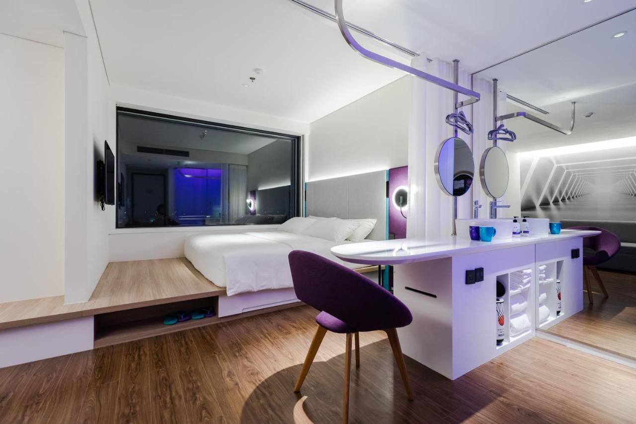 Tru By Hilton Nam Dinh City Centre Bagian luar foto